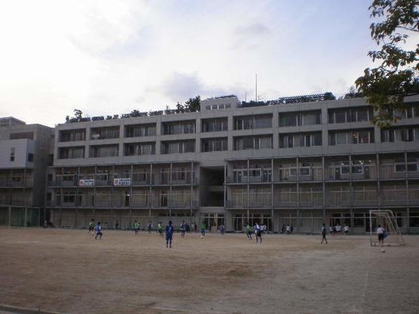 中学校
