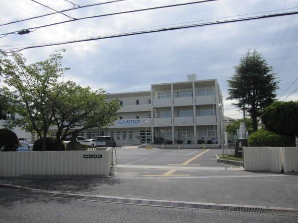 中学校