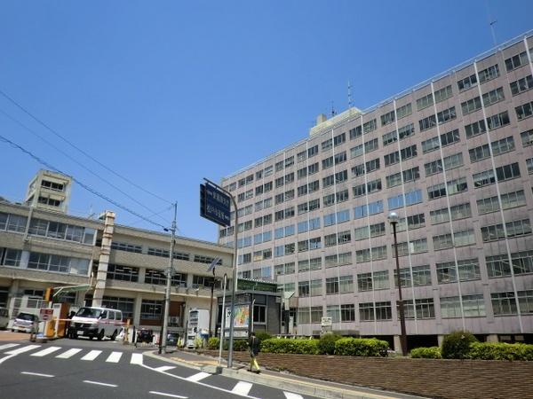 役所