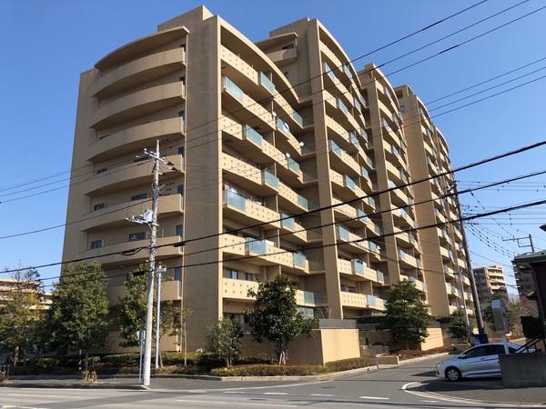 アルファグランデ成田弐番街 外観