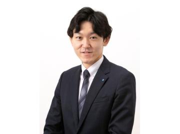 スタッフのサムネイル