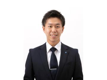 スタッフのサムネイル