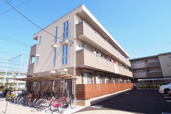 サンフレールＡ 外観