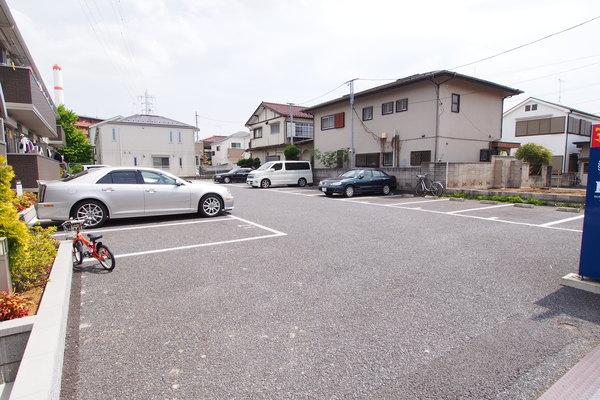 Andalasia（アンダレーシア） 駐車場