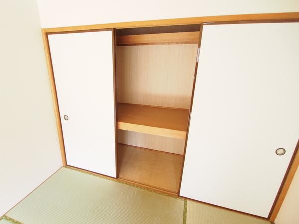 ハイツサカエ 収納