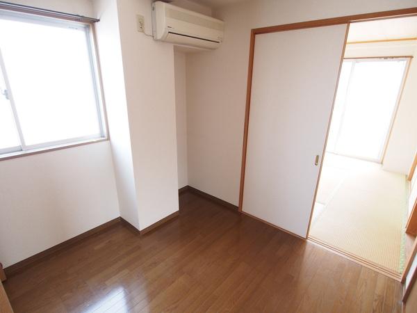 エトワール王子 部屋画像