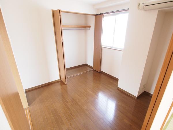 エトワール王子 部屋画像