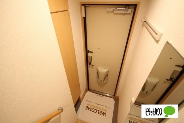 ミューザ 玄関