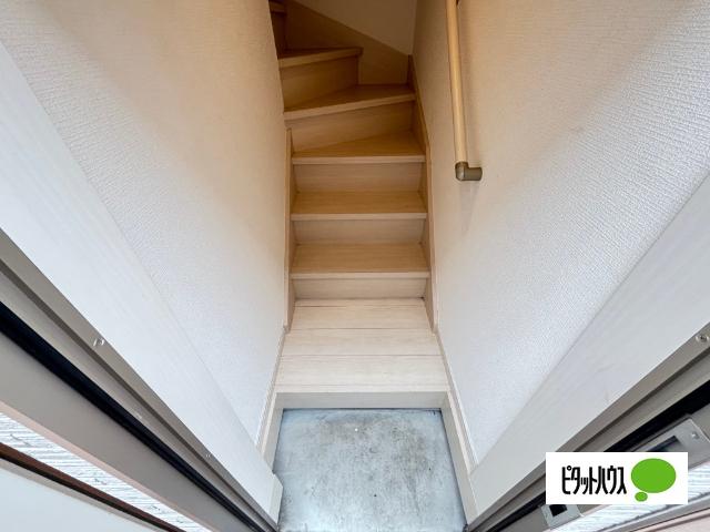 サークルハウス竹ノ塚六番館 玄関