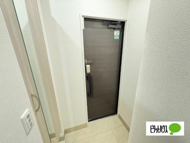 セレスティア東保木間II 玄関