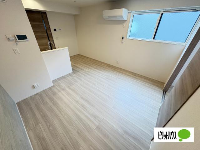 セレスティア大谷田Ⅲ 室内