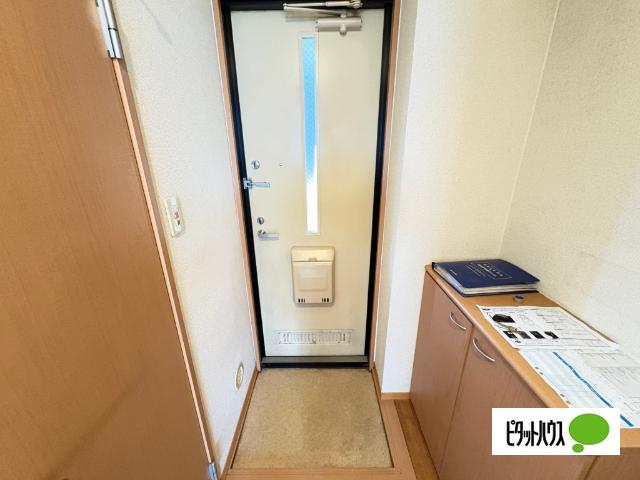 ジュネス西新井Ⅱ 玄関