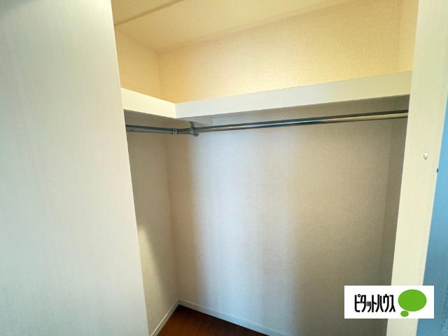 A８（303） 収納