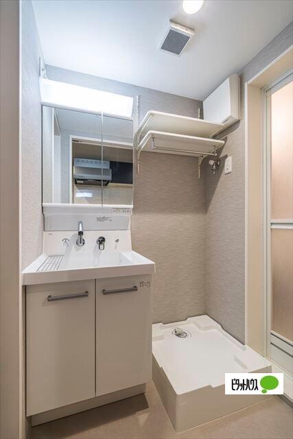 k1 apartments 洗面