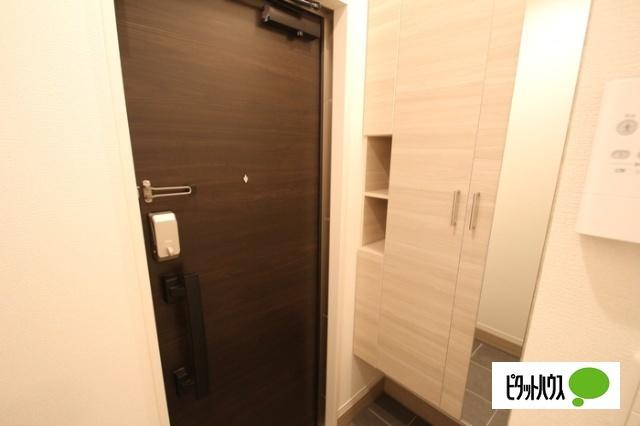 グラナーデ扇Ⅲ 玄関