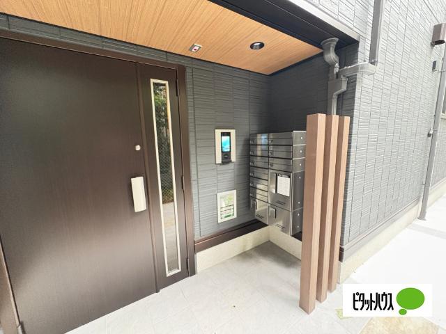 セレスティア大谷田Ⅲ エントランス