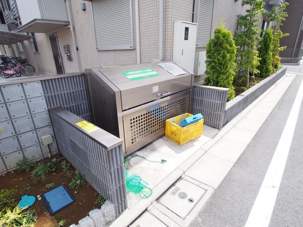 porte bleue 物件画像