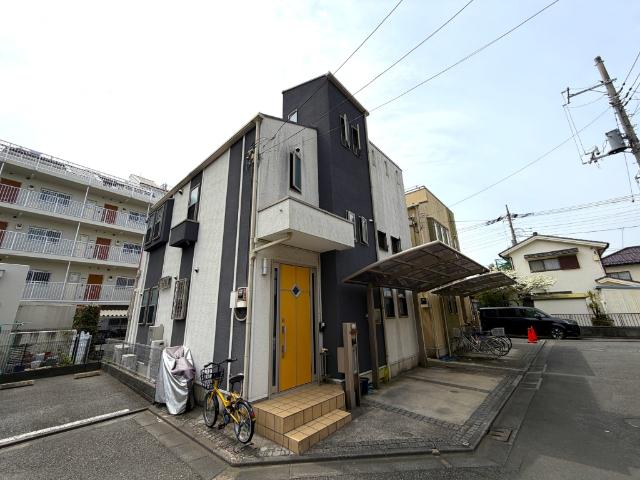 建物外観、玄関前アプローチ