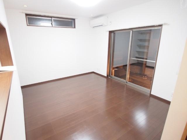 足立区古千谷本町４丁目 戸建（ＯＣ） リビング