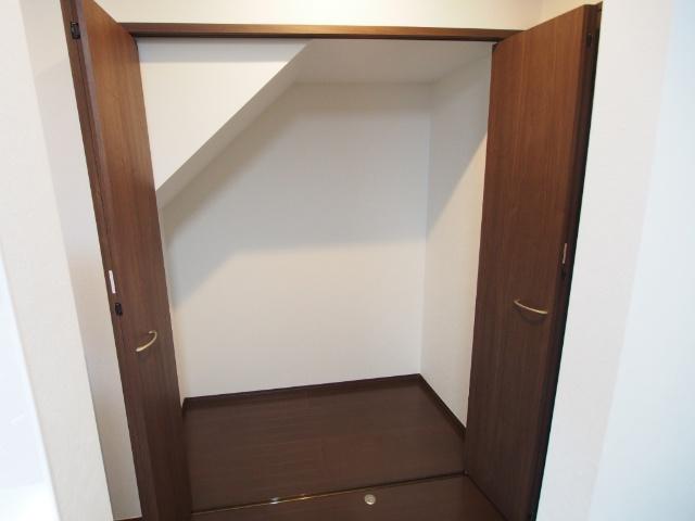足立区古千谷本町４丁目 戸建（ＯＣ） 収納