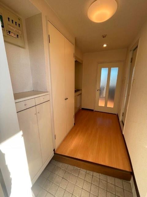 プラーズ相模大野（1001） 玄関