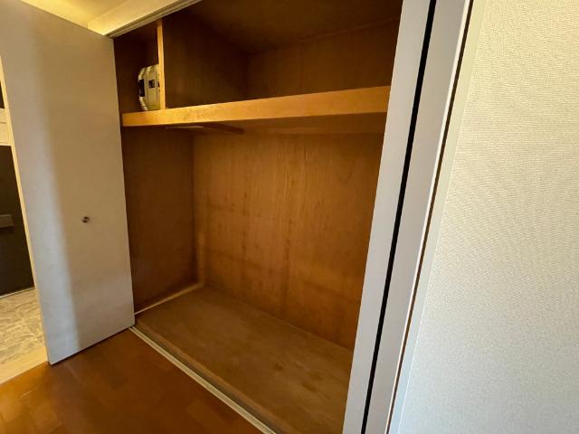 クレアハウス壱番館（303） 収納