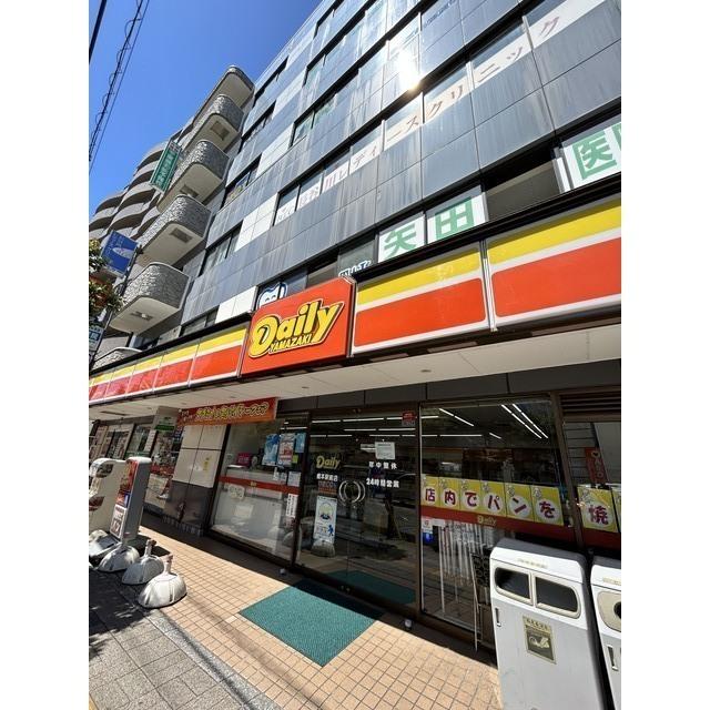 デイリーヤマザキ橋本駅前店：145m
