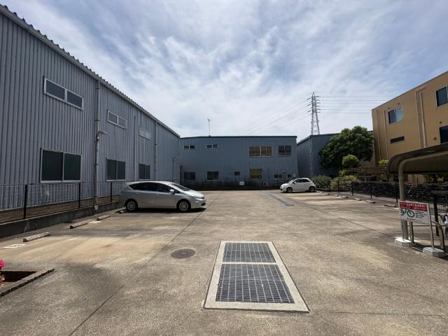 アスティヴィータA棟（405） 駐車場