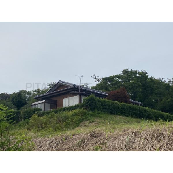 筑波山の山裾にある、大自然に囲まれた戸建です。