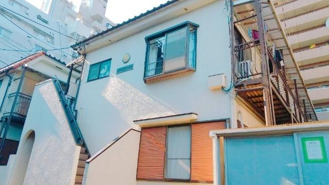 武蔵小金井駅より徒歩3分 築45年2ヶ月 2階建の賃貸物件