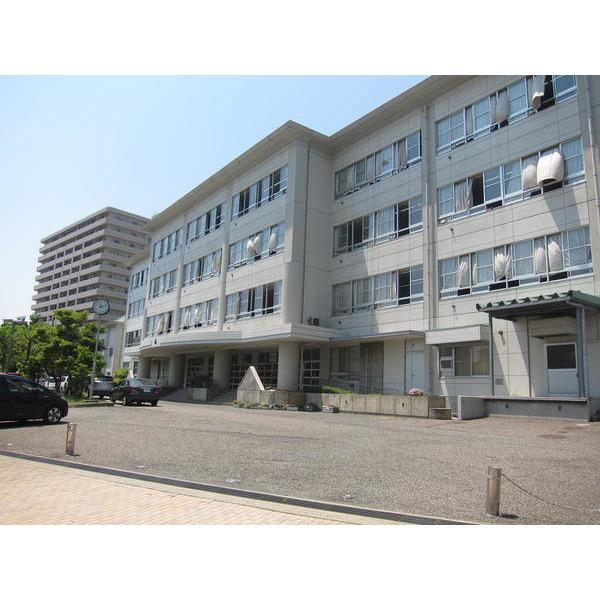 新潟市立宮浦中学校：1209m