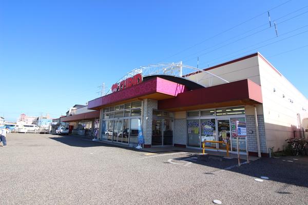 キューピット出来島店：734m