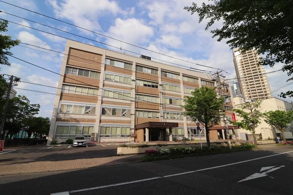 新潟中央警察署：775m