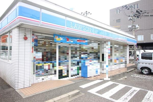 ローソン新潟南出来島店：319m