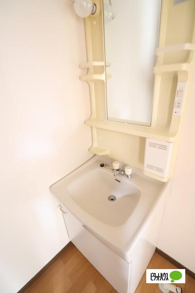 新潟市中央区紫竹山アパート 洗面