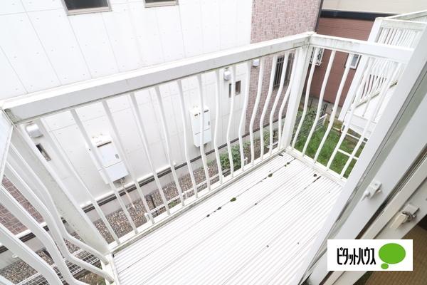 新潟市中央区紫竹山アパート バルコニー
