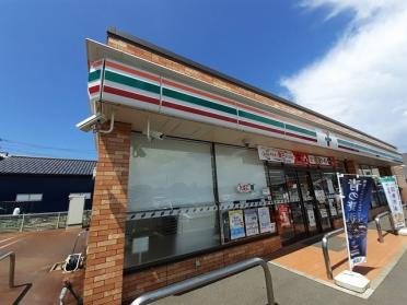 セブンイレブン亀田曙町店：500m