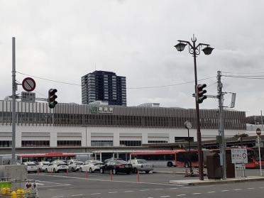 新潟駅万代口：1300m