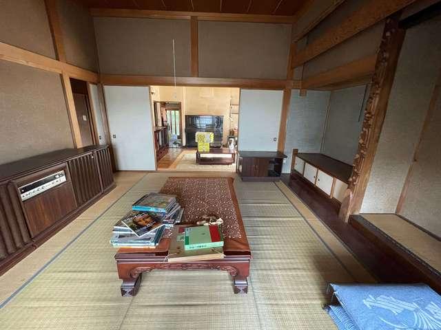 新潟市秋葉区田家一戸建 室内