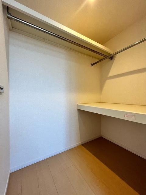 パインハウス　Ⅳ（105） 収納