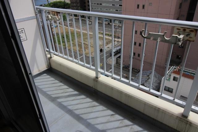ウォーターフロント礎町（1008） バルコニー