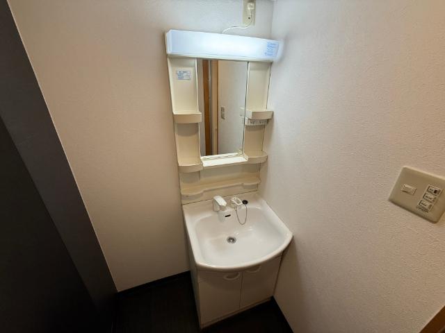 レジュイール東中通（0303） 部屋画像