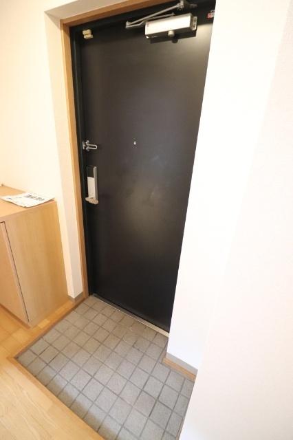 グランディール緑町（103） 玄関