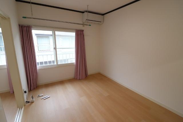 新潟市西区五十嵐１の町アパート 部屋画像