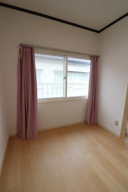 新潟市西区五十嵐１の町アパート 部屋画像