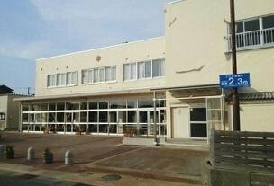 亀田東小学校：200m