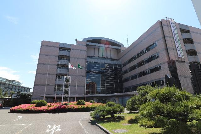 新潟市役所：1403m