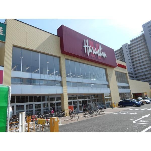 原信南万代店：803m