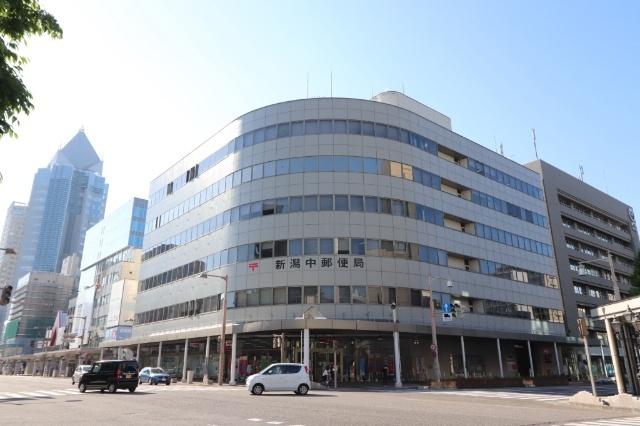 新潟中郵便局：271m