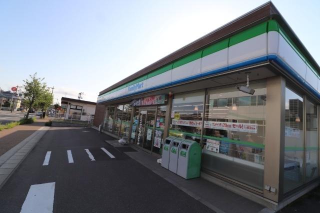 ファミリーマート新潟文京町店：439m